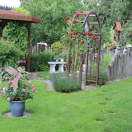 Ferienwohnung Haus Am Roetenberg Grafenhausen Luaran gambar
