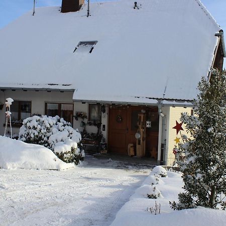 Ferienwohnung Haus Am Roetenberg Grafenhausen Luaran gambar