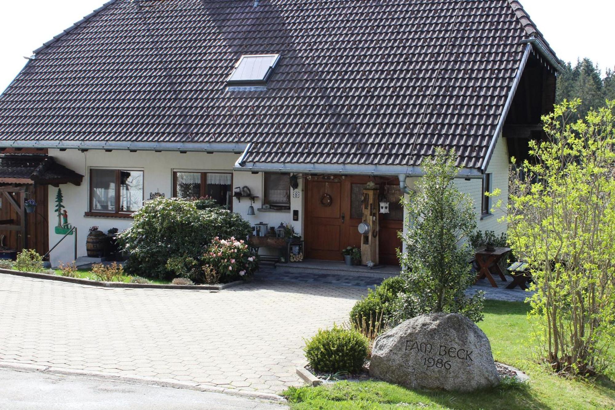 Ferienwohnung Haus Am Roetenberg Grafenhausen Luaran gambar